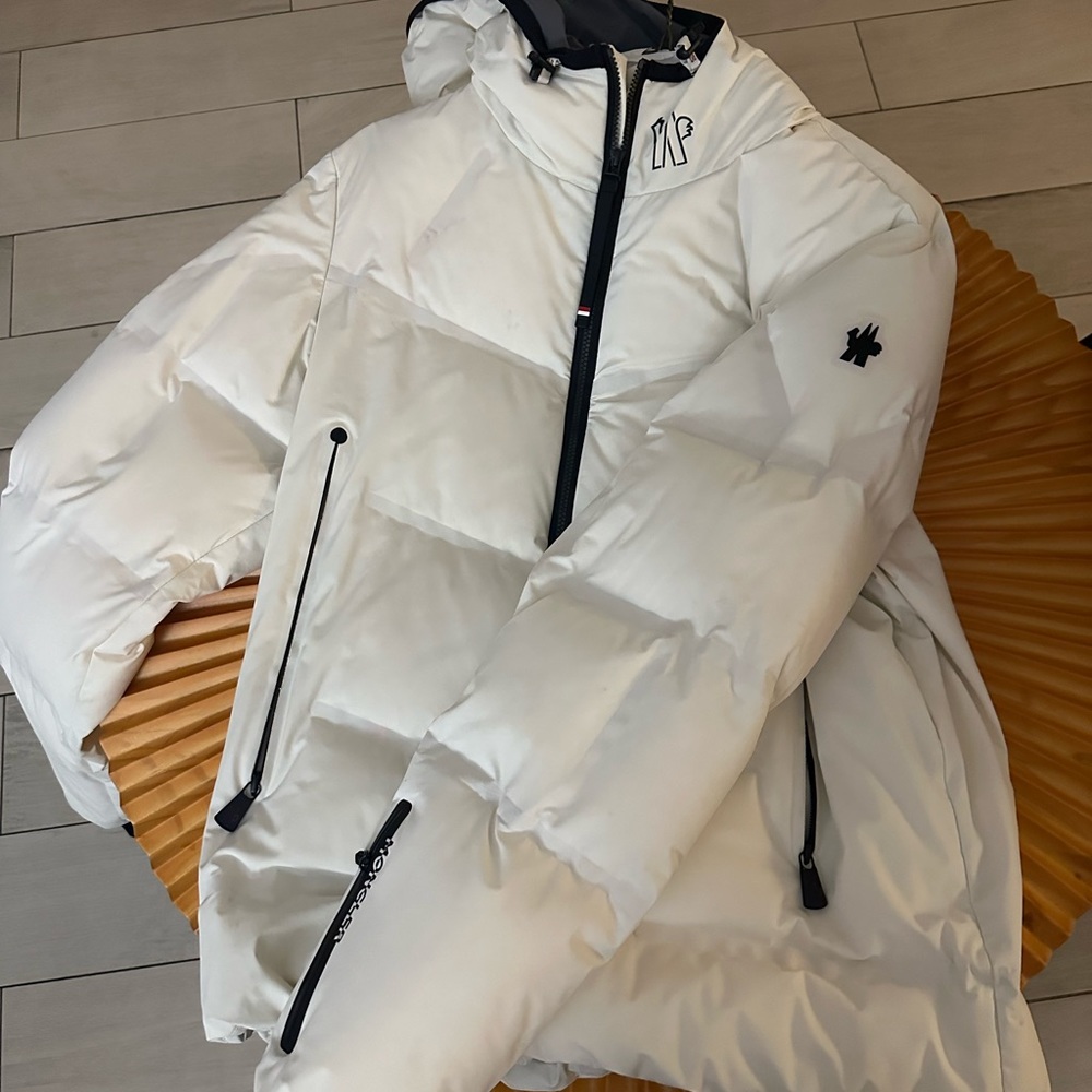 MONCLER MENS GRENOBLE SIZE 5